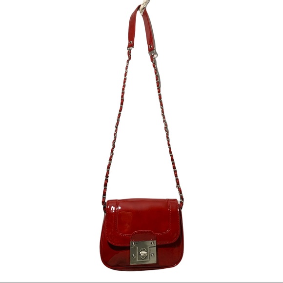 APTO 9Red Patent Leather Shoulder Bag - Picture 4 of 10